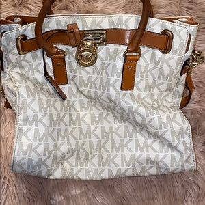 Large Micheal Kors leather and logo